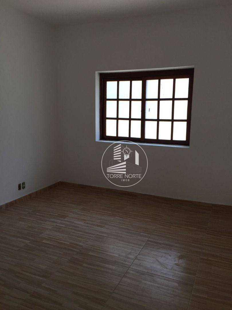 Casa à venda com 3 quartos, 292m² - Foto 14