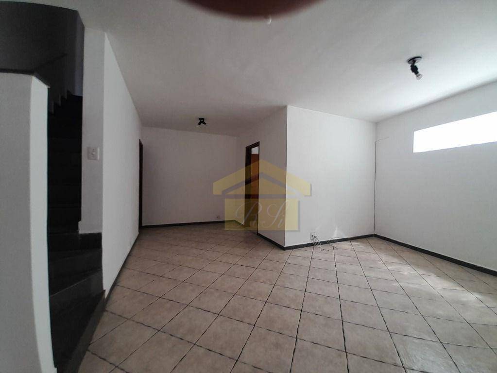 Sobrado à venda com 3 quartos, 92m² - Foto 2