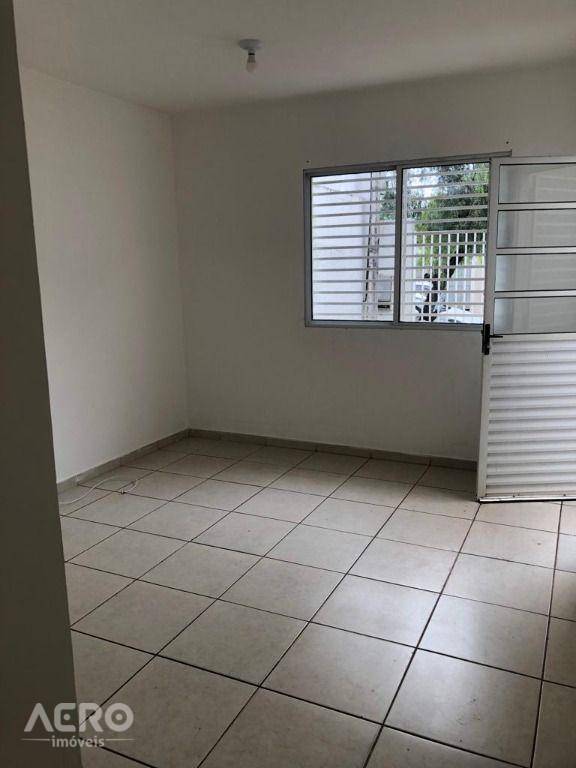 Casa à venda com 2 quartos, 67m² - Foto 8