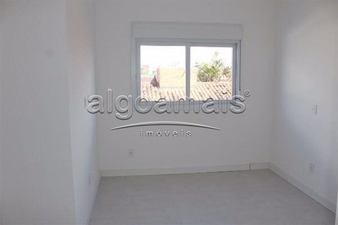 Casa à venda com 3 quartos, 168m² - Foto 14