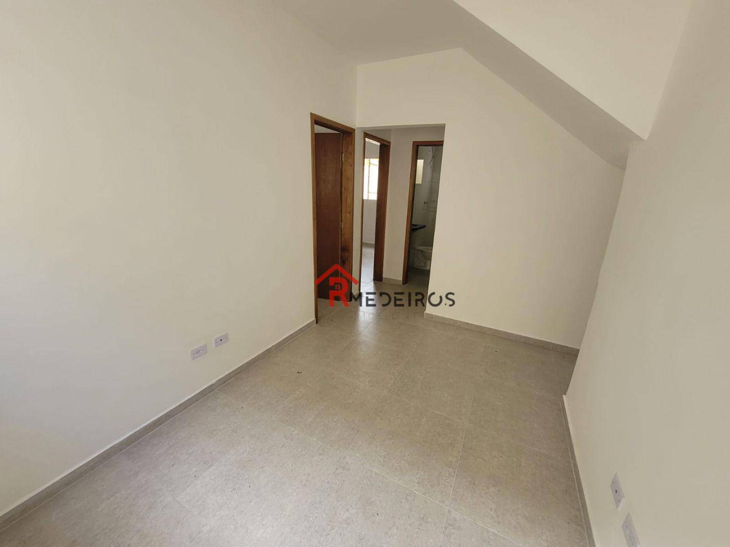 Casa à venda com 2 quartos, 53m² - Foto 1