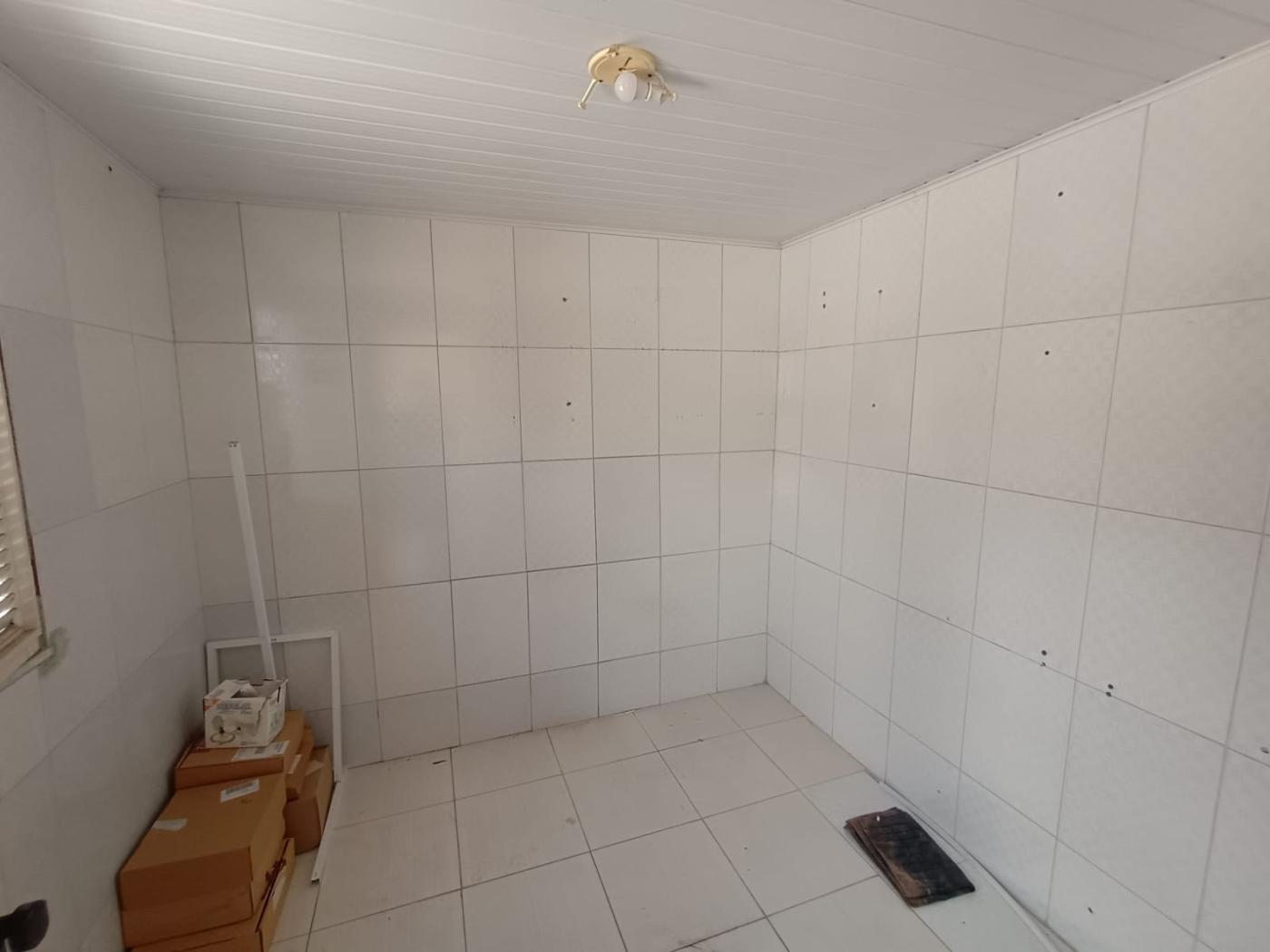 Casa para alugar com 4 quartos, 200m² - Foto 27