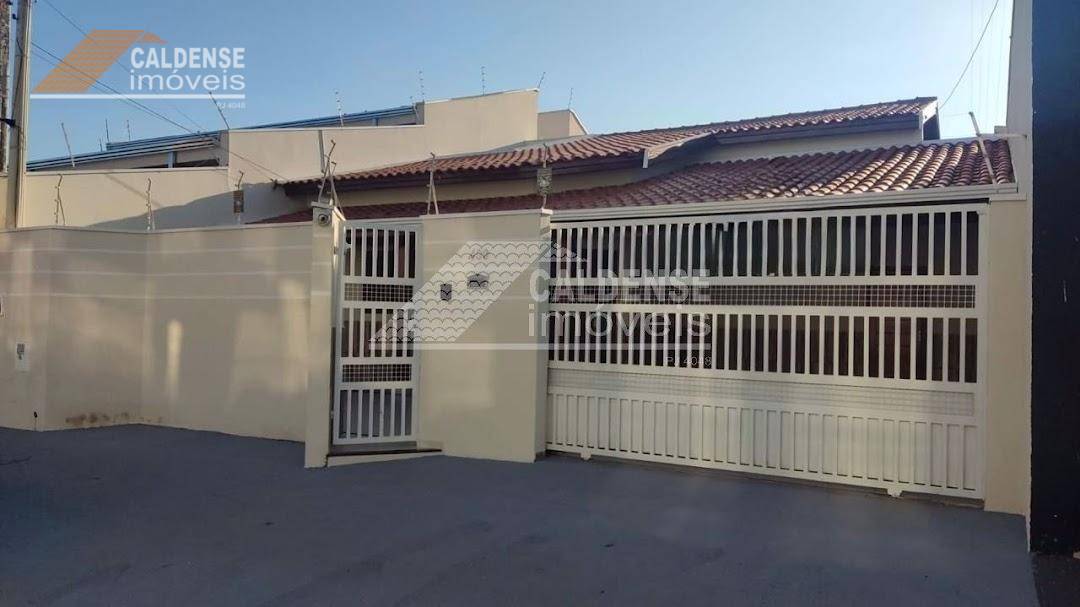 Casa, 3 quartos, 146 m² - Foto 1