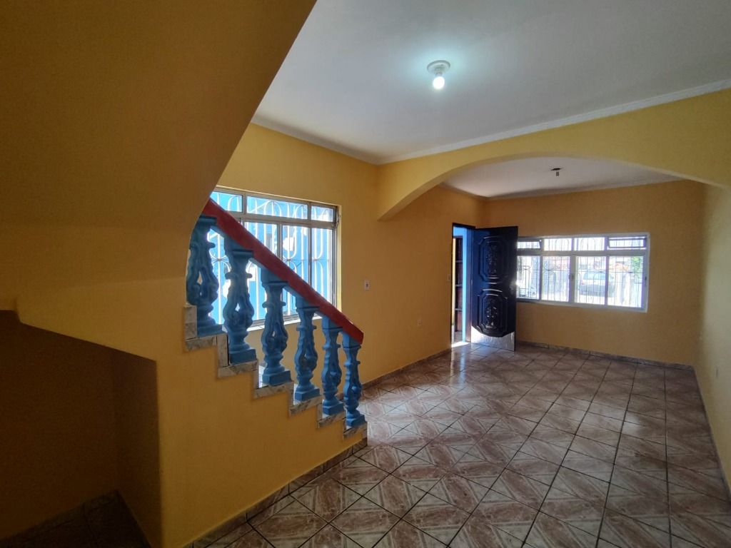 Sobrado à venda com 3 quartos, 230m² - Foto 8