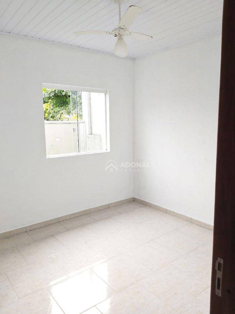 Casa à venda com 2 quartos, 140m² - Foto 16