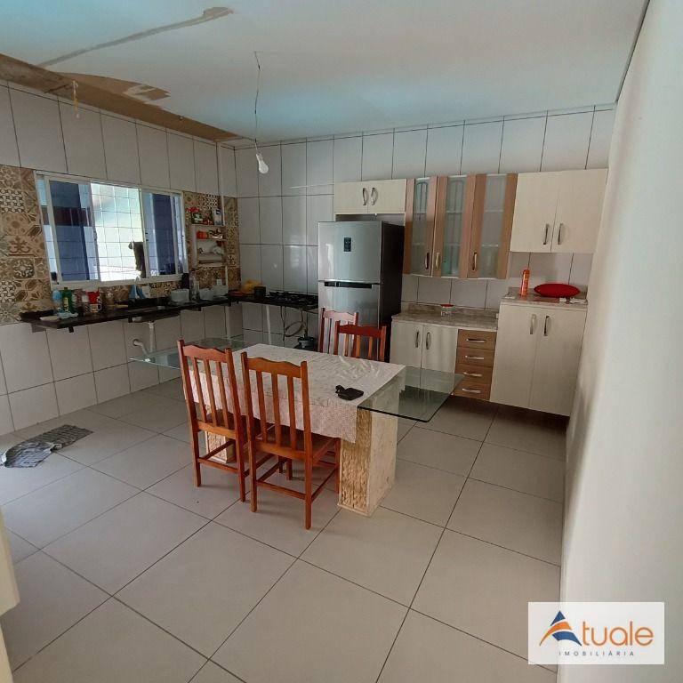 Casa para alugar com 4 quartos, 210m² - Foto 6