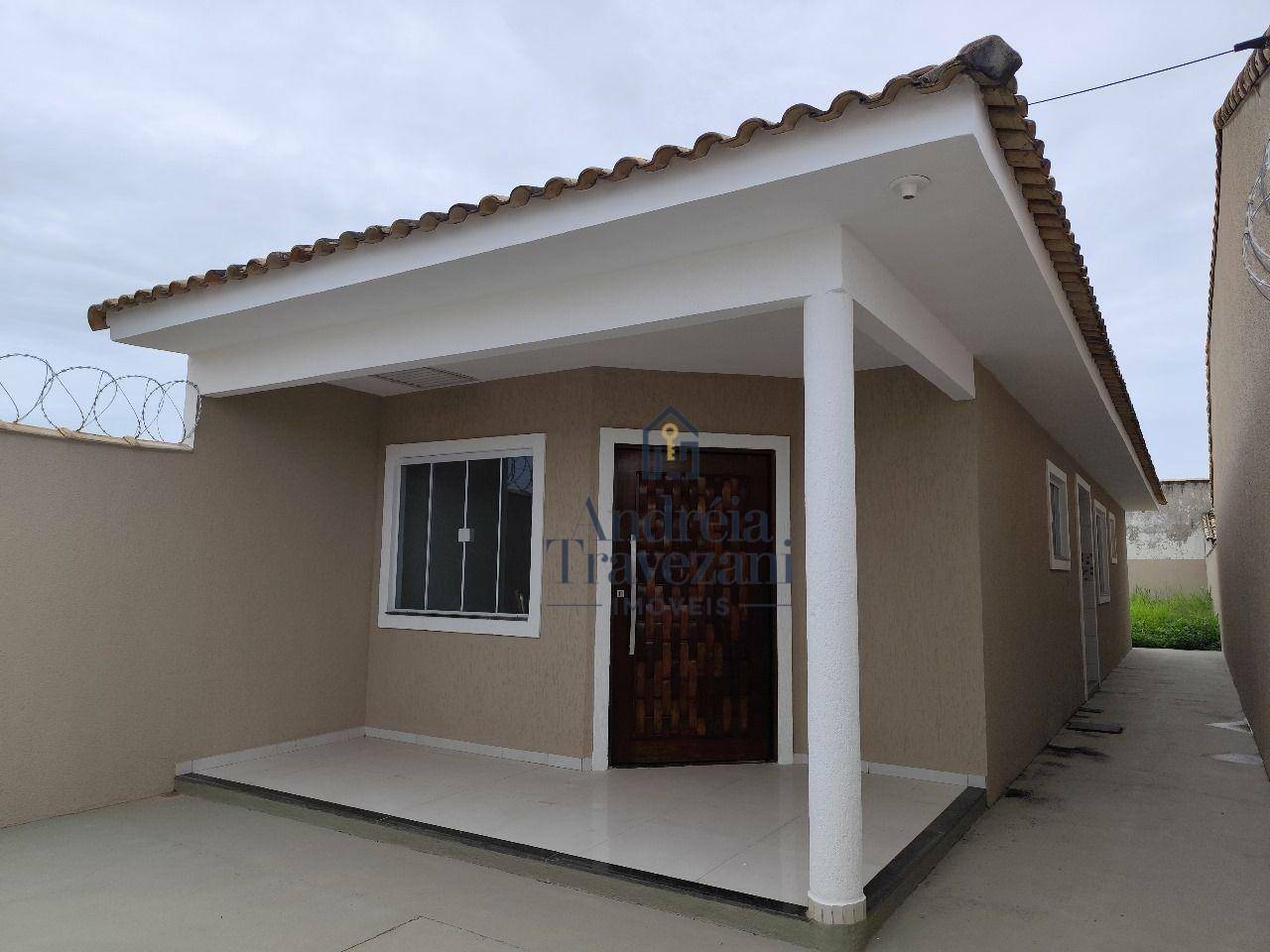 Casa à venda com 2 quartos, 80m² - Foto 1