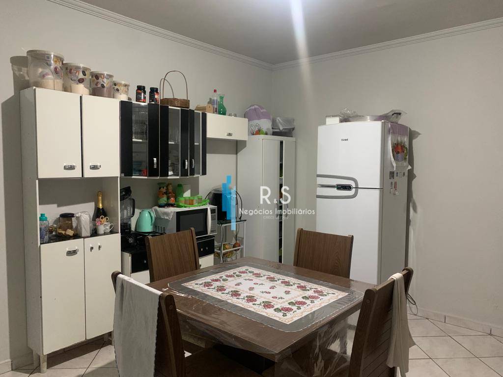 Casa à venda com 2 quartos, 101m² - Foto 6