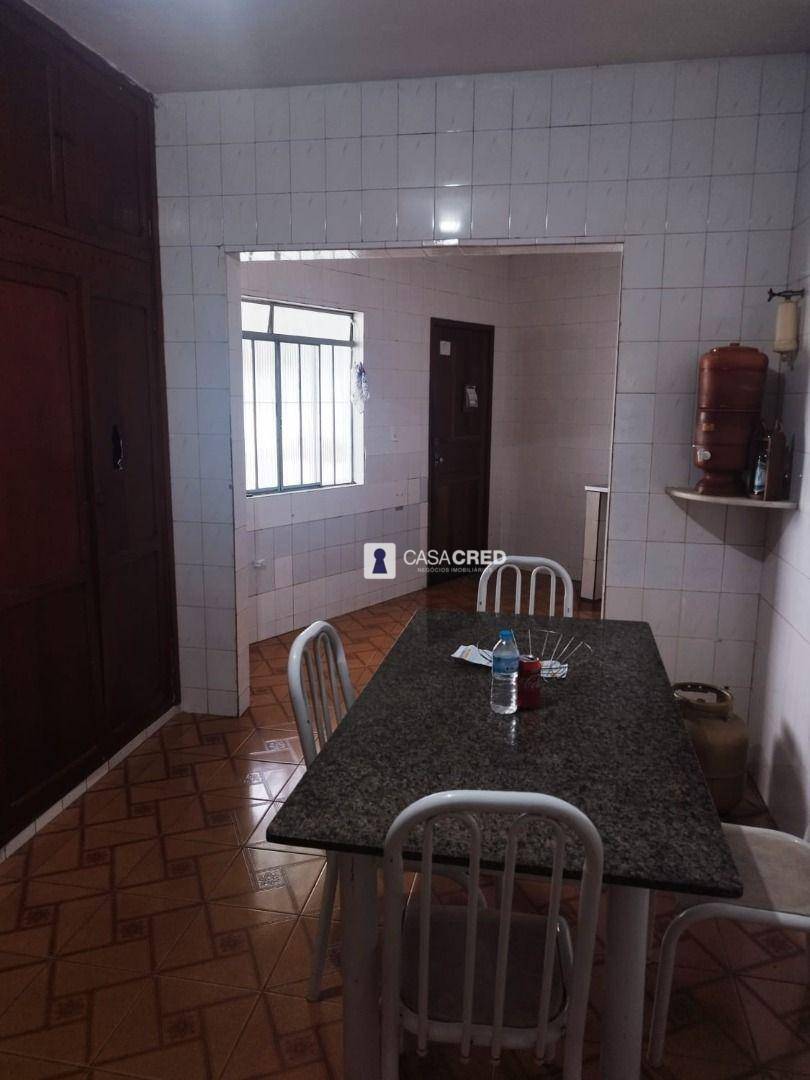 Casa à venda com 3 quartos, 159m² - Foto 4