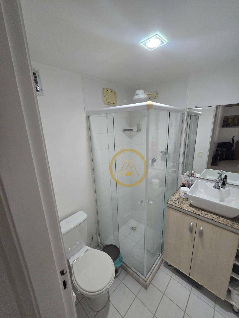 Apartamento à venda com 2 quartos, 65m² - Foto 10