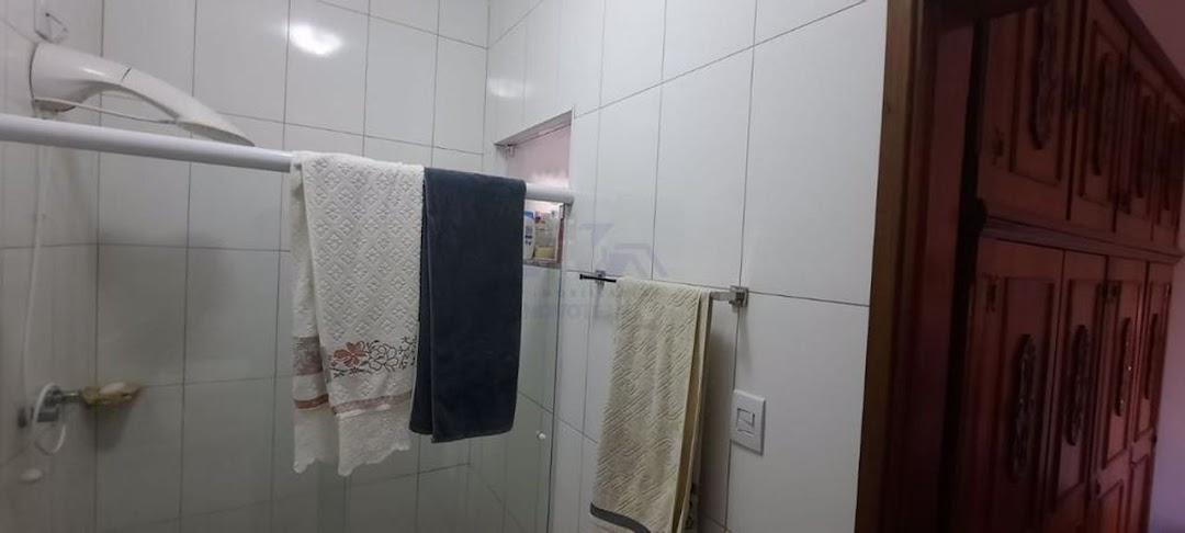 Casa à venda com 3 quartos, 200m² - Foto 31