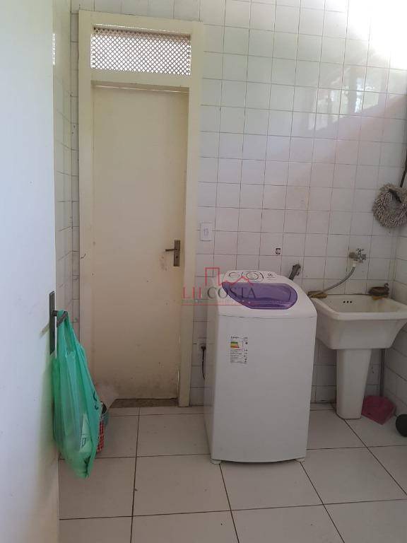 Casa de Condomínio à venda com 3 quartos, 200m² - Foto 8