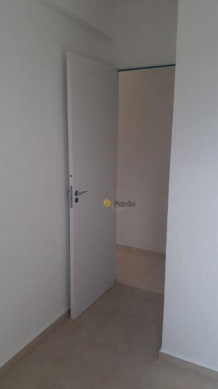 Apartamento à venda e aluguel com 2 quartos, 49m² - Foto 11