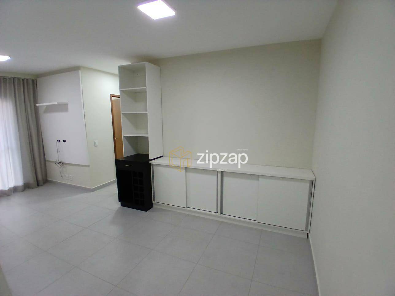 Apartamento à venda com 2 quartos, 63m² - Foto 2