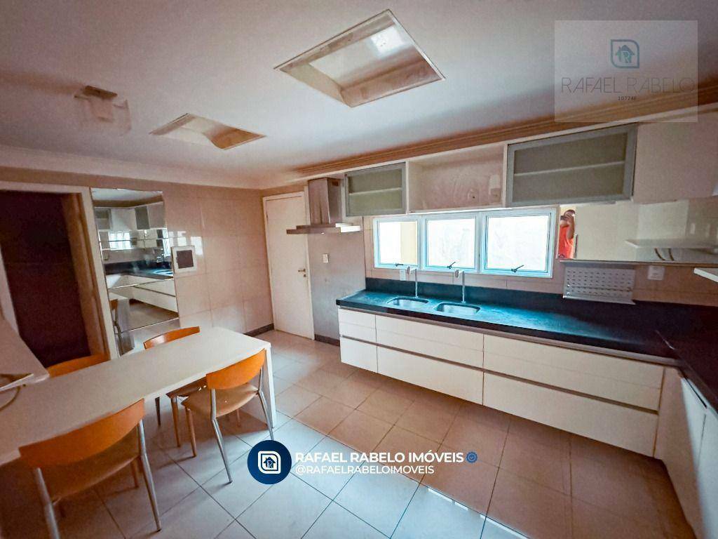 Casa de Condomínio à venda com 3 quartos, 215m² - Foto 31