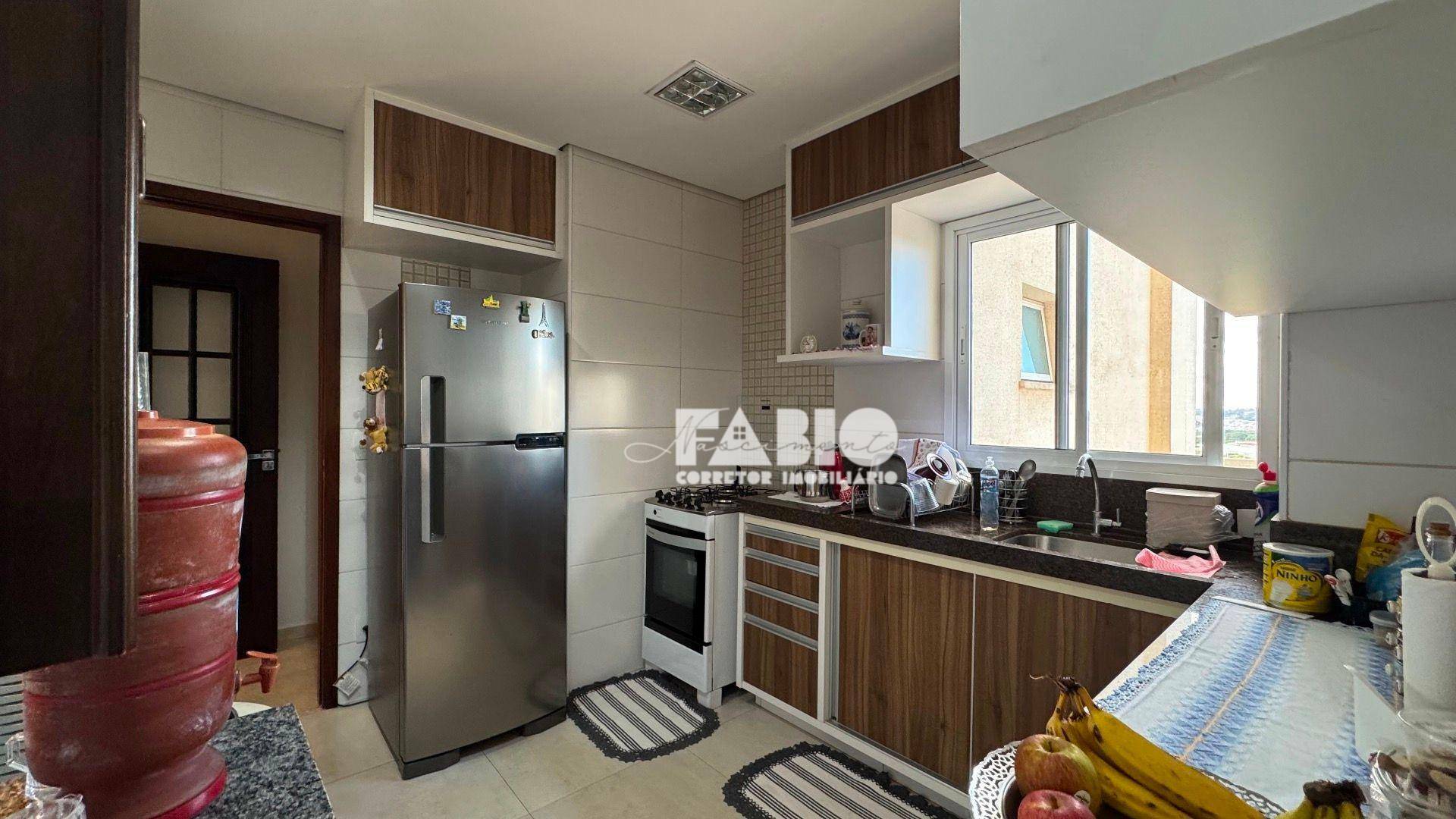 Apartamento à venda com 3 quartos, 98m² - Foto 5