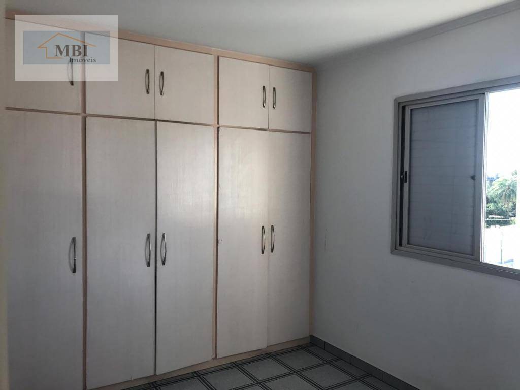 Apartamento à venda com 2 quartos, 58m² - Foto 2