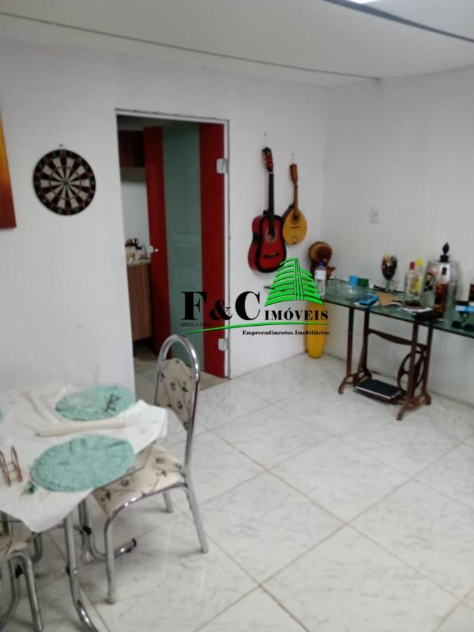 Casa à venda com 2 quartos, 140m² - Foto 19