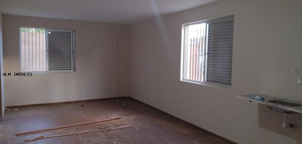 Casa à venda com 3 quartos, 200m² - Foto 5