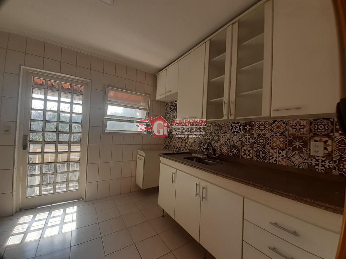 Sobrado à venda com 2 quartos, 114m² - Foto 15