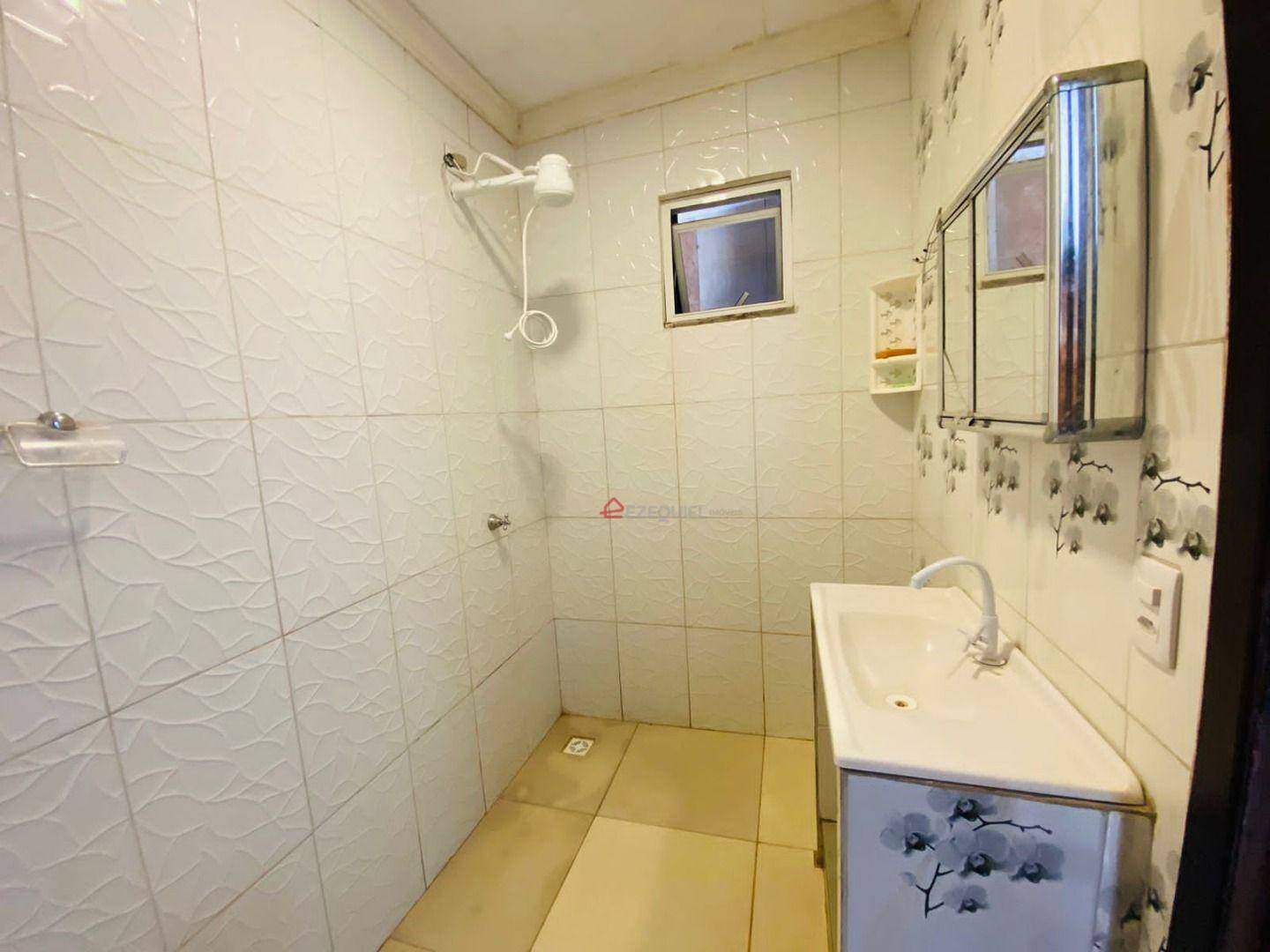 Casa à venda com 3 quartos, 340m² - Foto 17