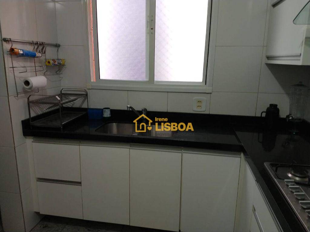 Apartamento para alugar com 3 quartos, 82m² - Foto 2