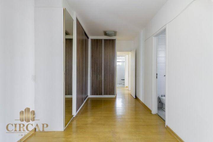 Apartamento à venda com 3 quartos, 130m² - Foto 19