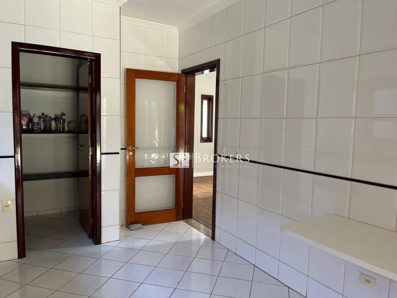 Casa à venda com 4 quartos, 294m² - Foto 30