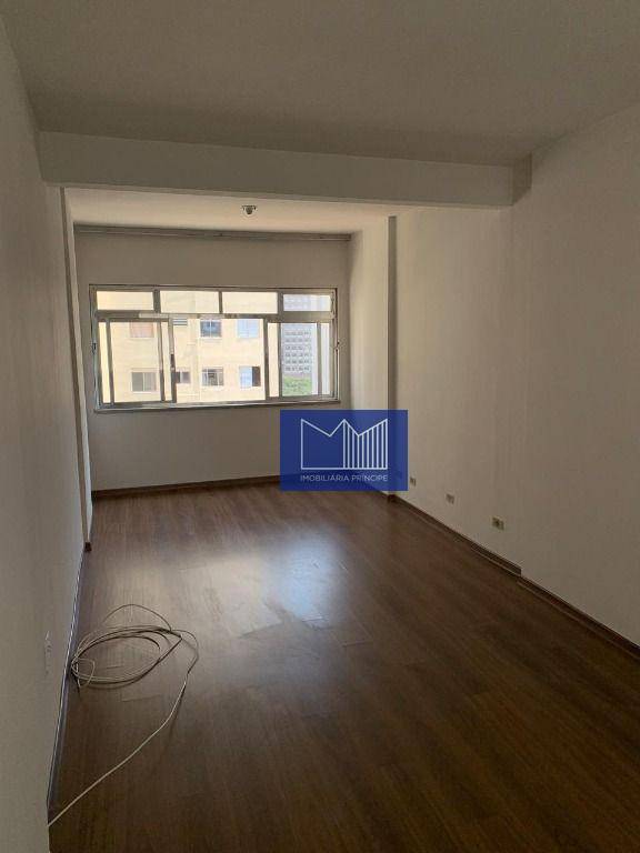 Apartamento à venda com 2 quartos, 70m² - Foto 22