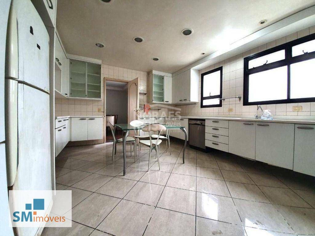 Apartamento à venda com 4 quartos, 237m² - Foto 12