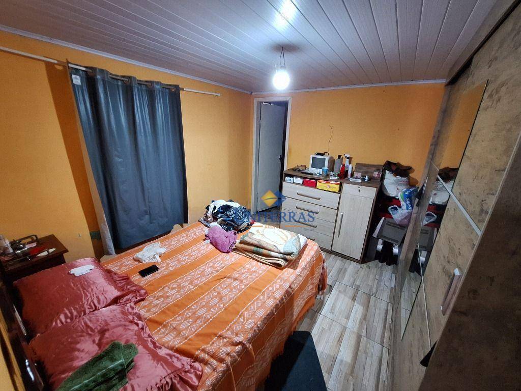 Casa à venda com 3 quartos, 70m² - Foto 12