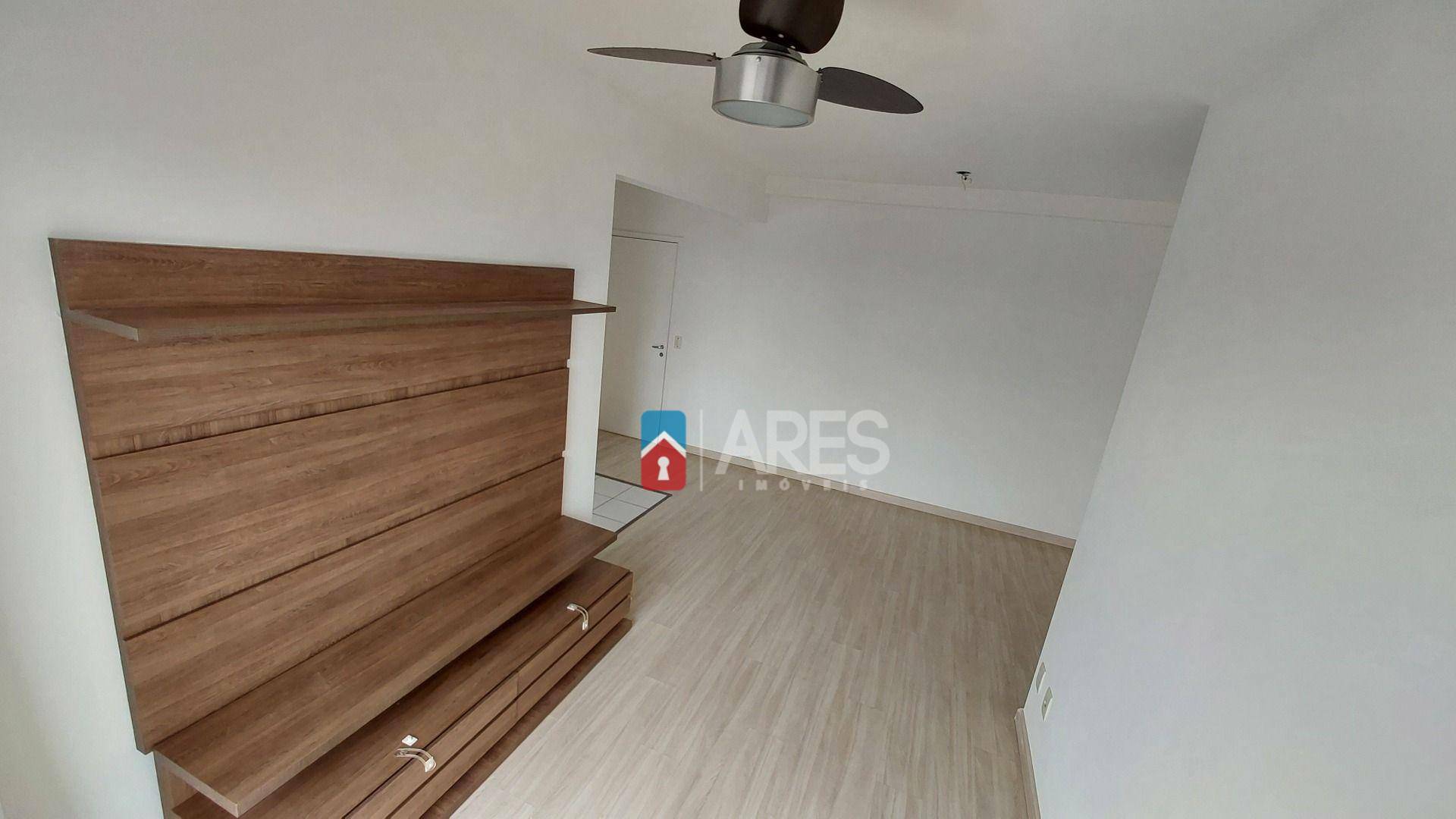 Apartamento para alugar com 3 quartos, 69m² - Foto 4