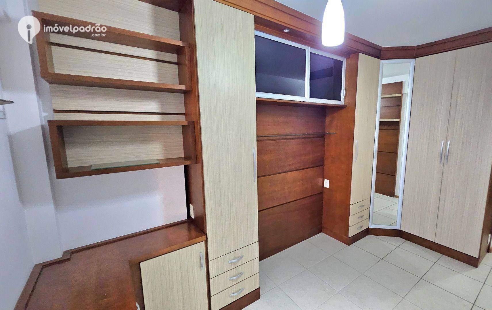 Apartamento para alugar com 3 quartos, 97m² - Foto 3