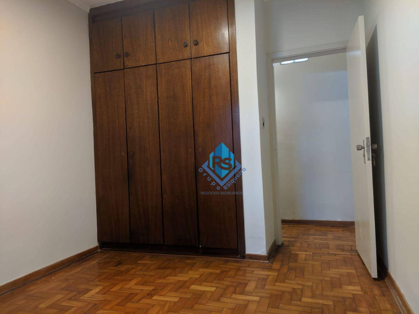 Casa à venda com 3 quartos, 220m² - Foto 16