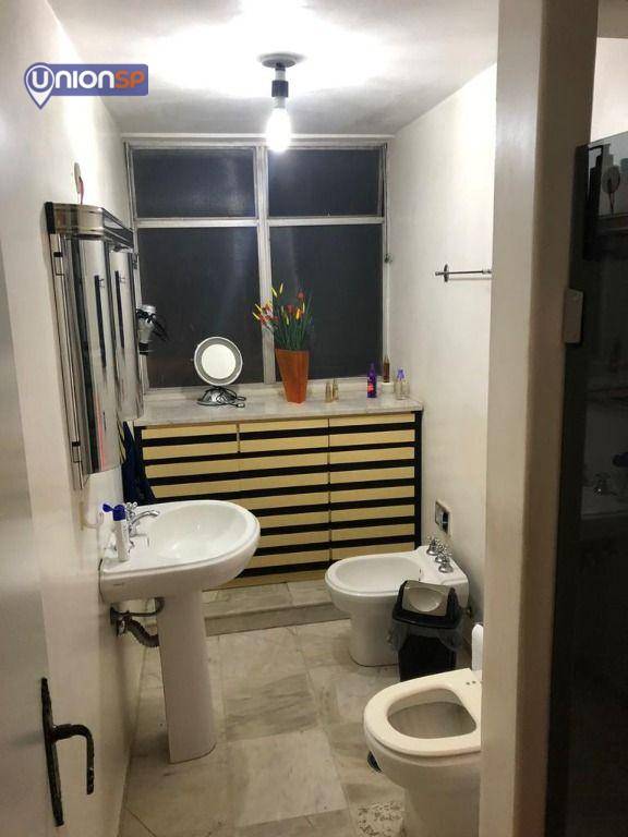 Apartamento à venda com 3 quartos, 167m² - Foto 19