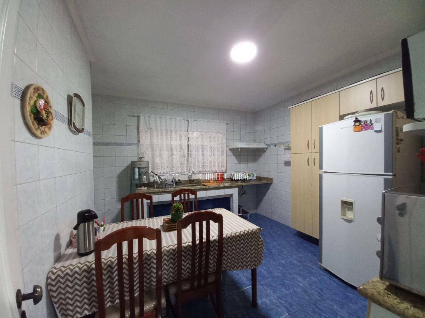 Casa à venda com 3 quartos, 140m² - Foto 10