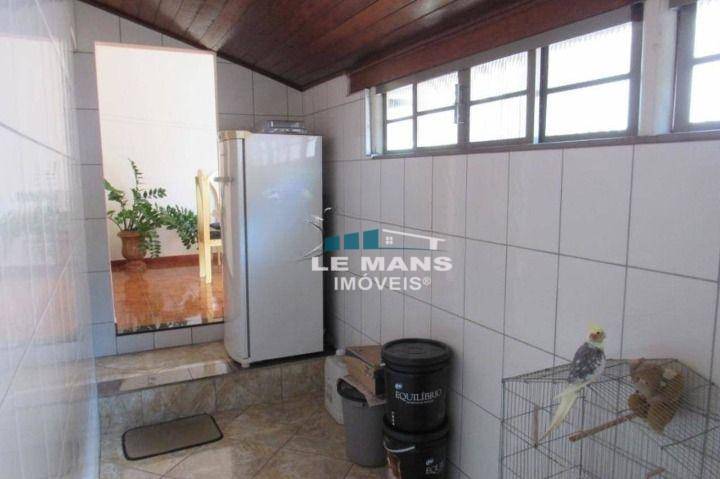 Casa à venda com 3 quartos, 155m² - Foto 20