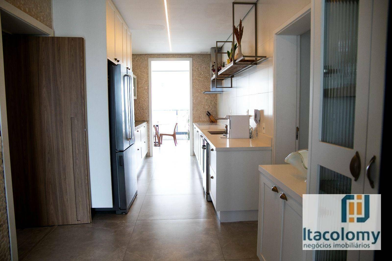 Apartamento à venda com 4 quartos, 281m² - Foto 16