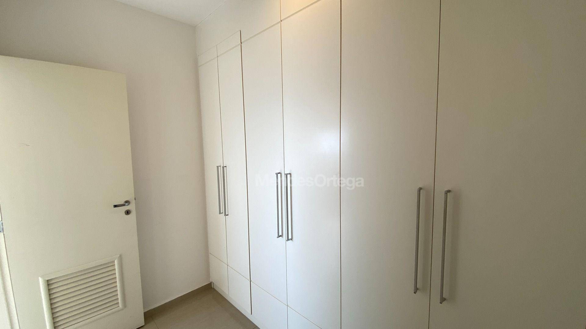 Apartamento à venda com 3 quartos, 236m² - Foto 18