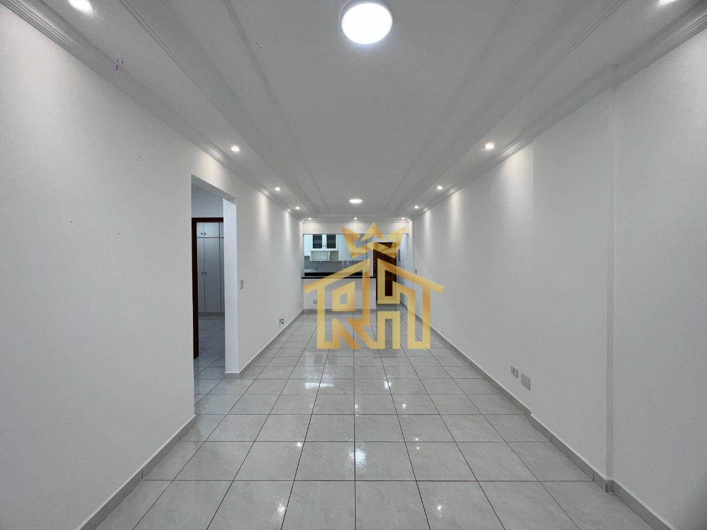 Apartamento à venda com 3 quartos, 131m² - Foto 3