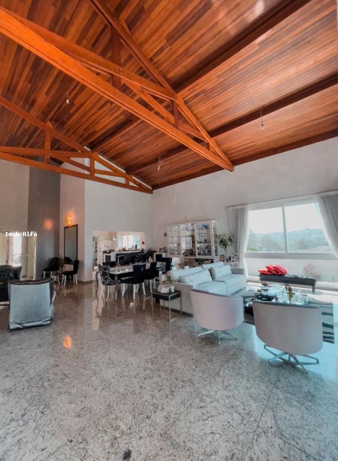 Casa à venda com 3 quartos, 680m² - Foto 10