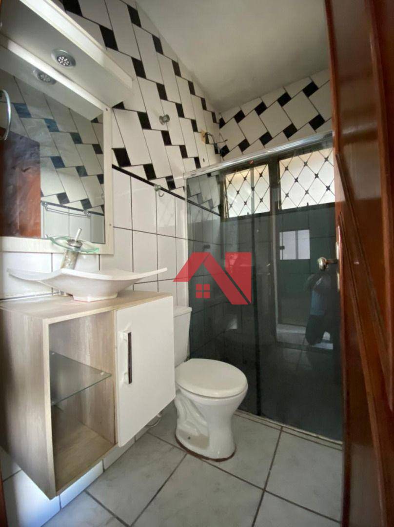 Casa à venda com 2 quartos, 180m² - Foto 13