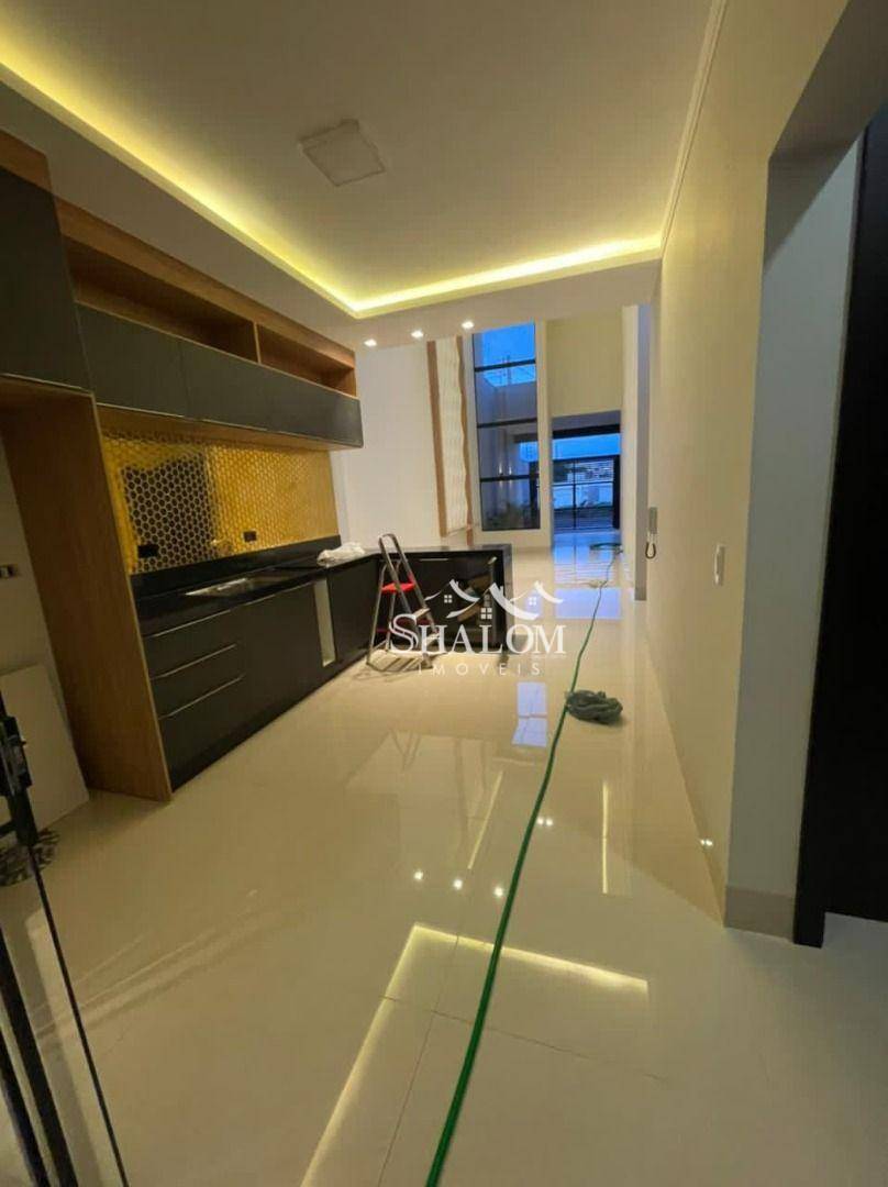 Casa à venda com 3 quartos, 140m² - Foto 5