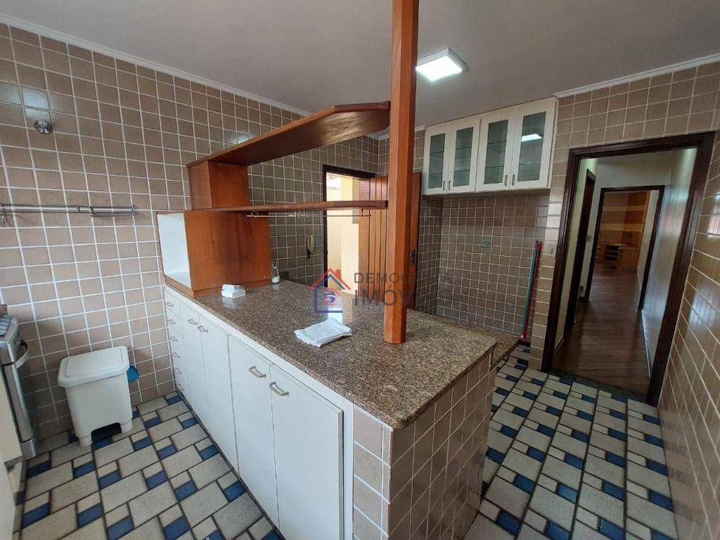 Sobrado à venda com 3 quartos, 202m² - Foto 3