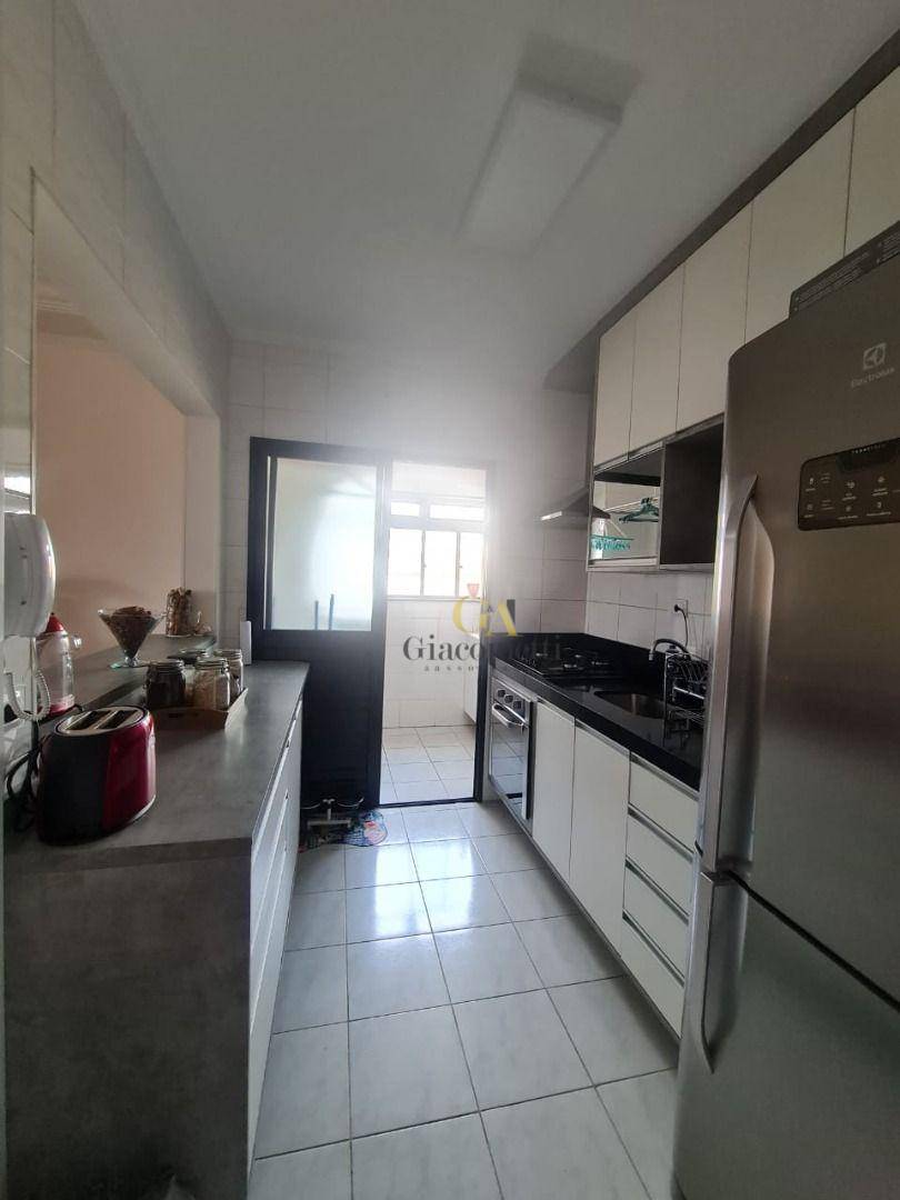 Apartamento à venda com 3 quartos, 85m² - Foto 9