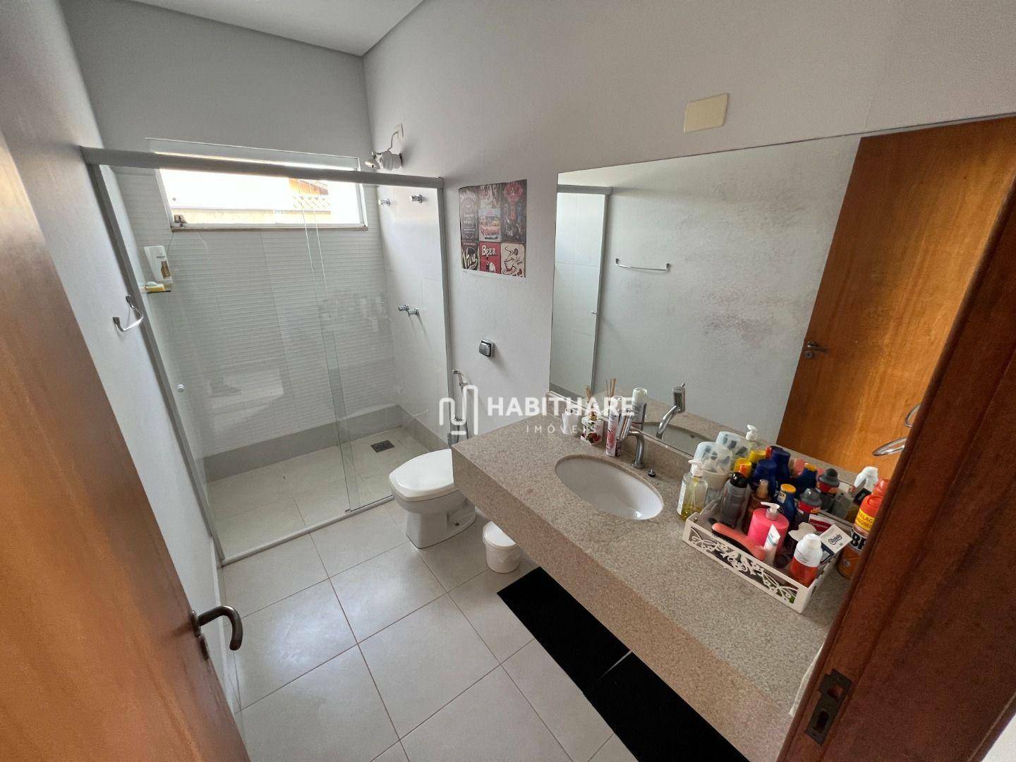 Casa de Condomínio à venda com 1 quarto, 193m² - Foto 25