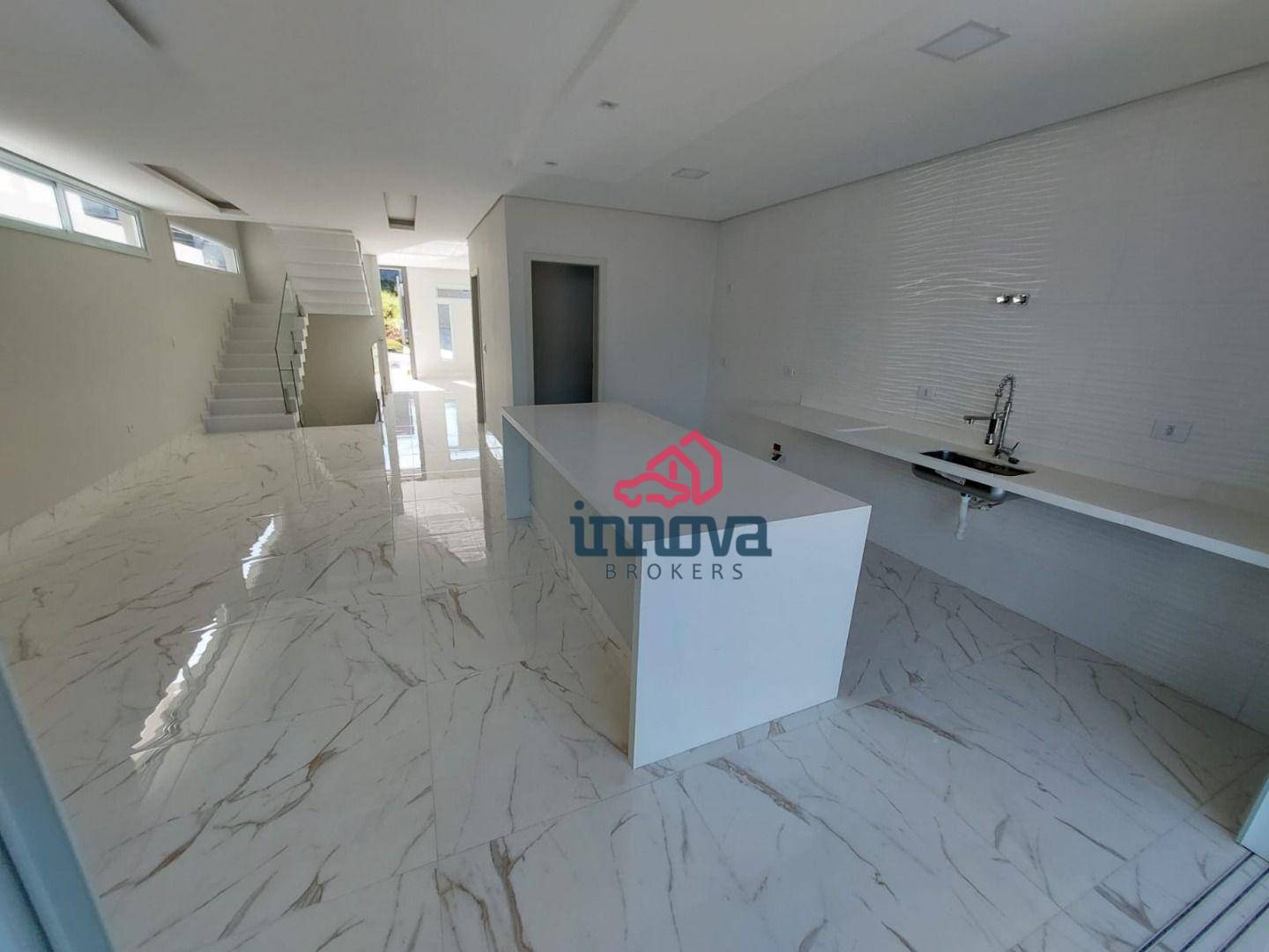 Casa de Condomínio à venda com 4 quartos, 310m² - Foto 10