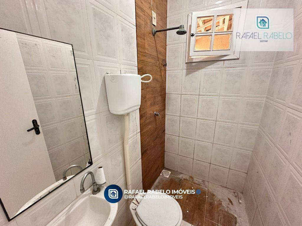 Casa à venda com 4 quartos, 220m² - Foto 8