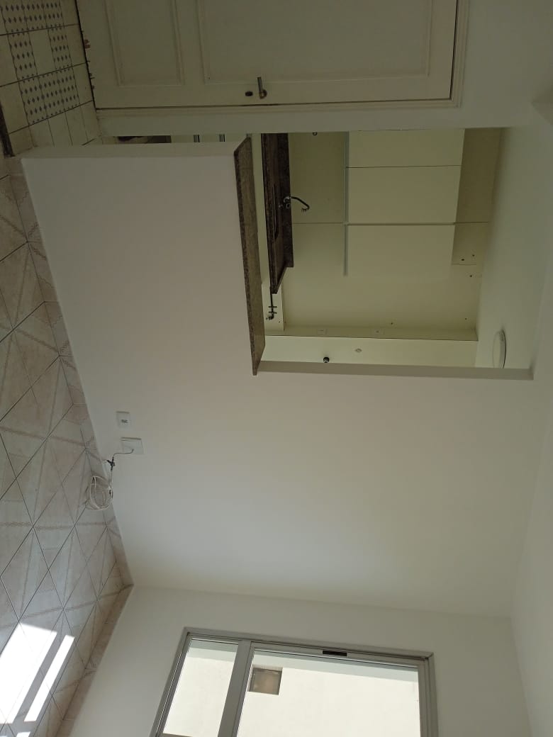 Apartamento à venda com 2 quartos, 45m² - Foto 2