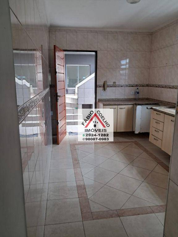 Sobrado para alugar com 2 quartos, 100m² - Foto 4